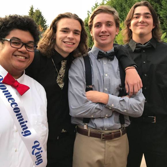 Meet your Posher, Simon - Picture 1 of 1